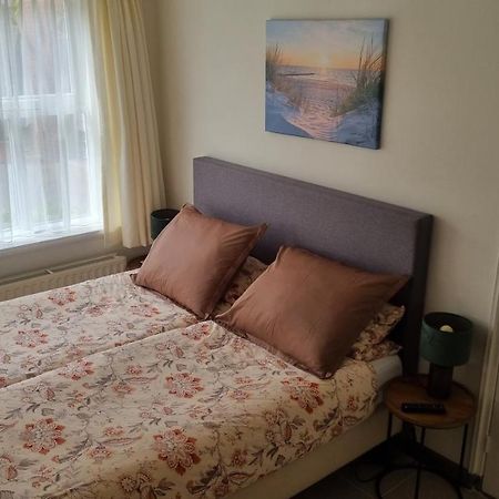 Vakantiewoning "Aan Het Bosje" Zoutelande - Strand 200M ! מראה חיצוני תמונה
