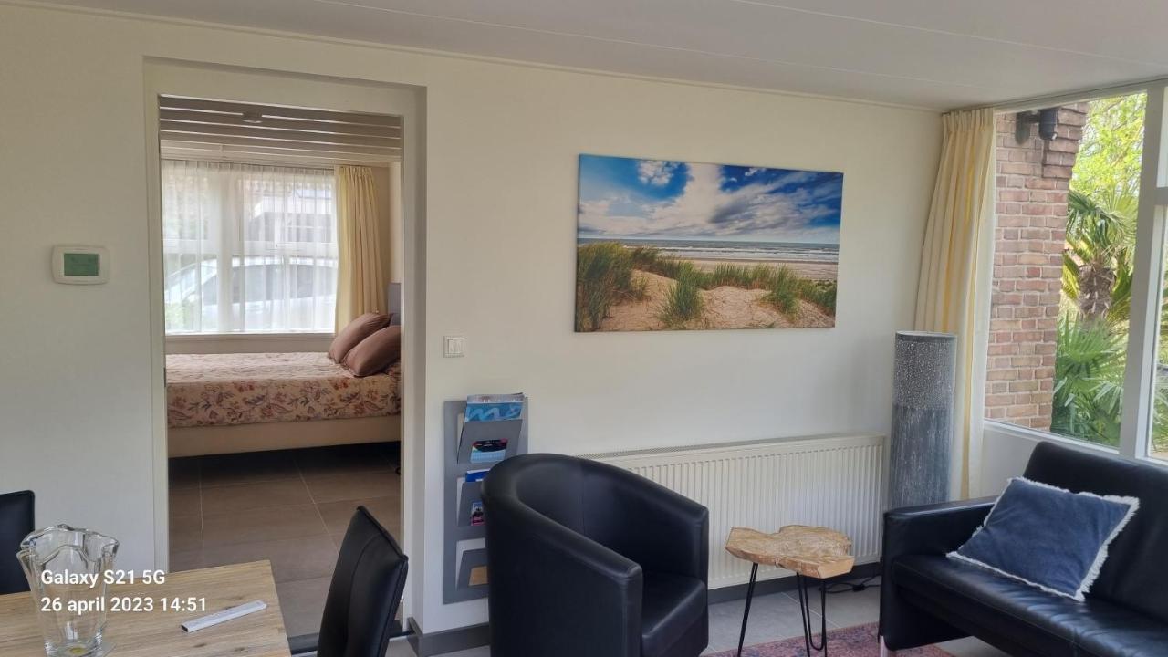 Vakantiewoning "Aan Het Bosje" Zoutelande - Strand 200M ! מראה חיצוני תמונה